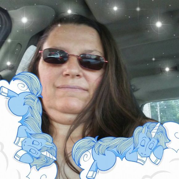 Meet your Posher, Michelle - Picture 1 of 1